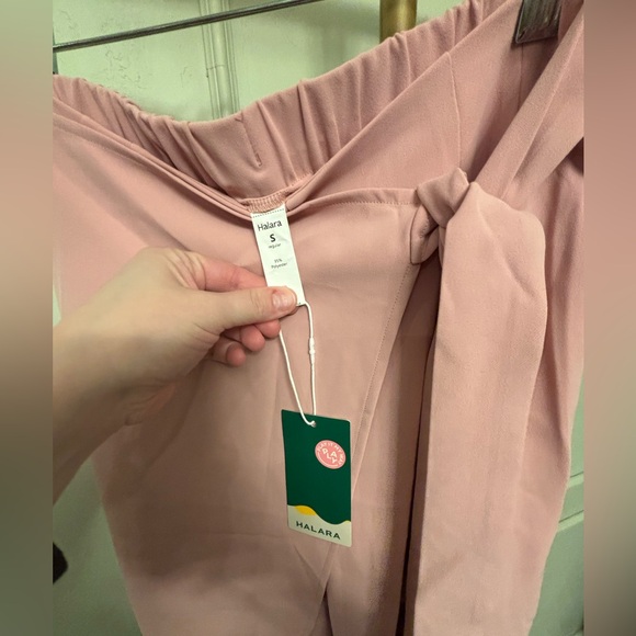 Halara Pink High Waisted Tie Side Wide Leg Pants Blush Pink NWT Small MSRP $65 - Picture 5 of 5